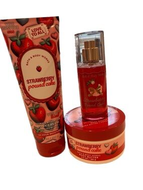 Bath & Body Works Strawberry Pound Cake Body Care Set - Red